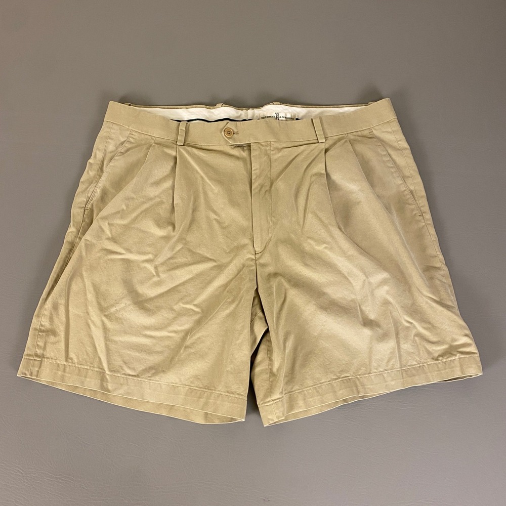 Fairway & Greene Golf Shorts Khaki Men's Size 40 Beige Flat Front Cotton Blend‎